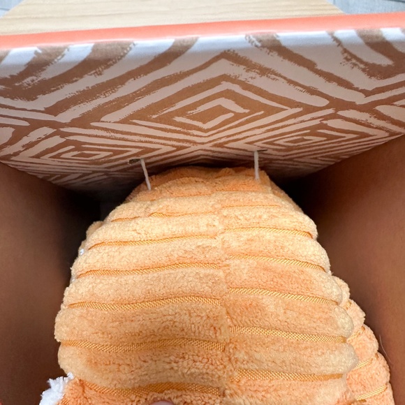 Plush Fox Heatable Toy by Asquith & Somerset - Picture 2 of 6